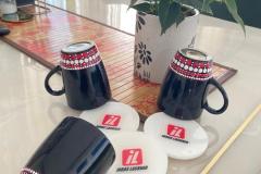 Dot-mandala-mugs-with-coasters